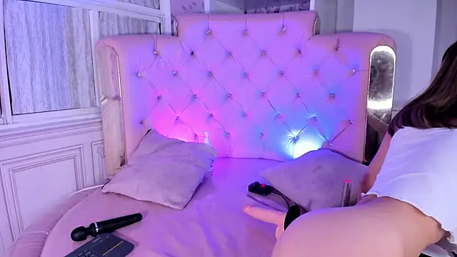 sofi_naughty__ webcam