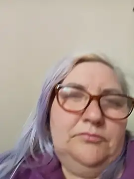 AureliaSky598 webcam