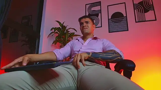 ALPHA_DOMINUS_ webcam