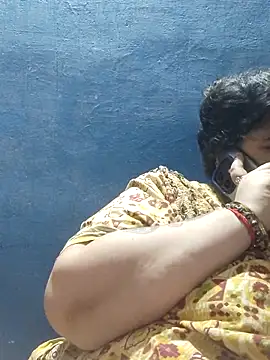 tamilthanushri webcam