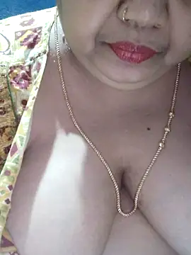 tamilthanushri webcam