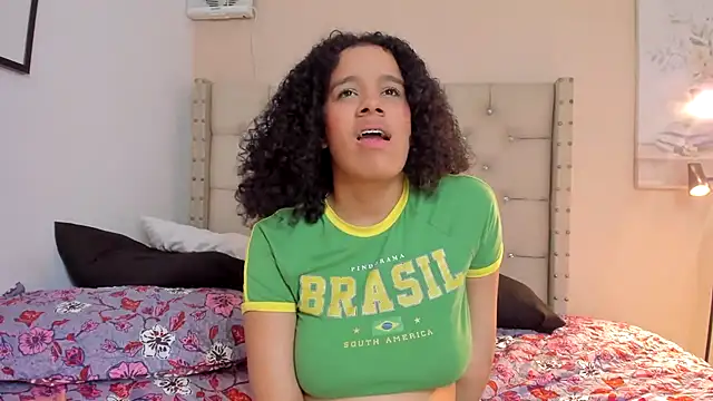 vanesasexyhot21 webcam