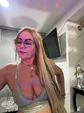 LARIANA_RIVERA23 webcam