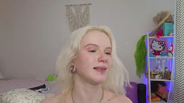 Mia_WaterFall webcam