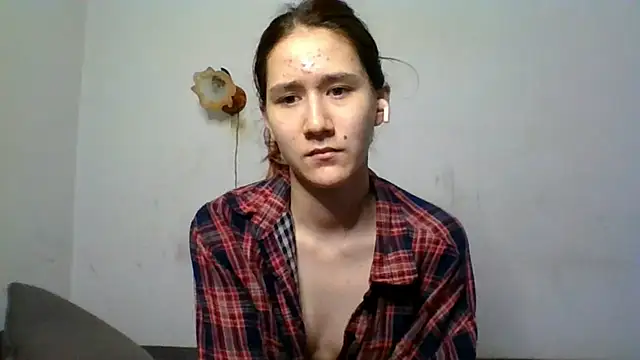 NickiKisinger webcam