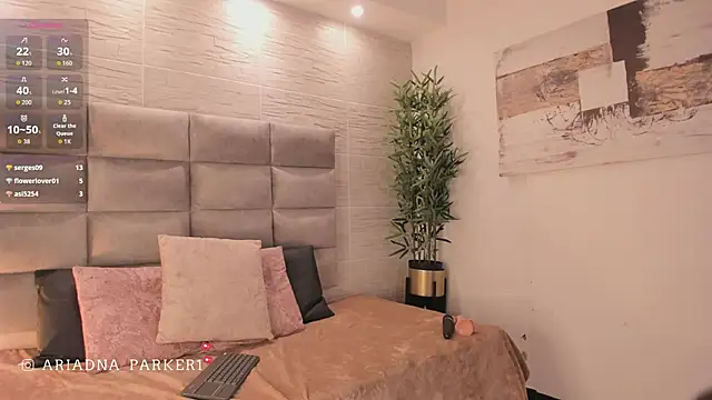 ariana__parker webcam