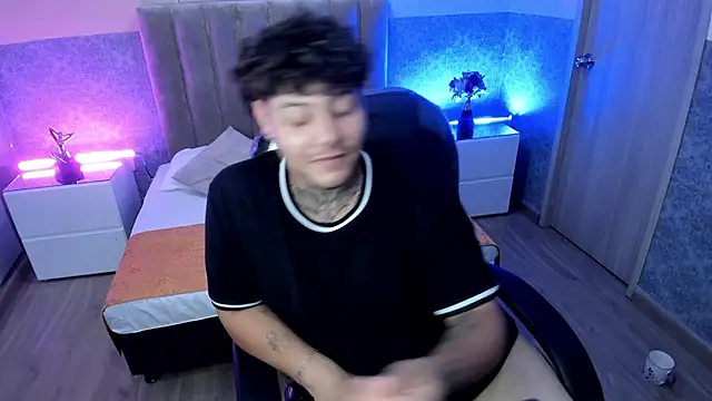 DAMON_SALVATTORE webcam