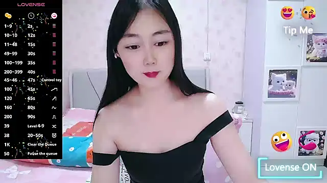 elvira_baby - Elvira_baby's free webcam - UK Sex Cams