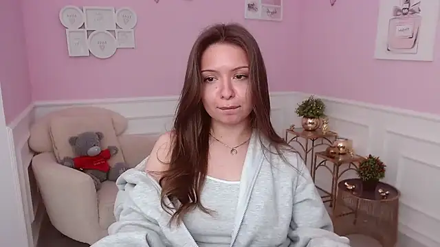 LucySkilar live sex cam