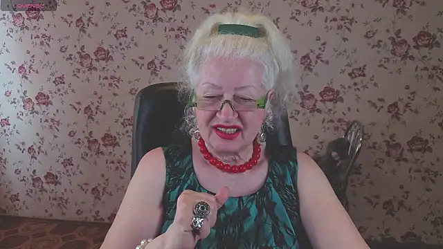 Maya_Mayflower webcam