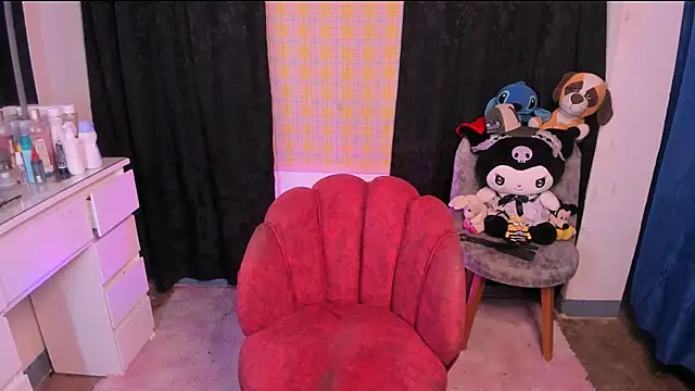 cassie_dilaurentis webcam