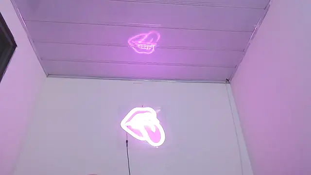 valerii_fox_69 webcam