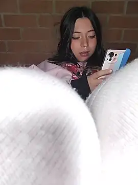 Petite_CherryX webcam