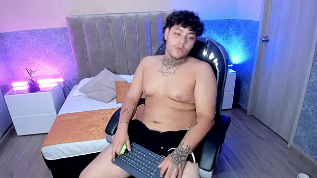 DAMON_SALVATTORE webcam