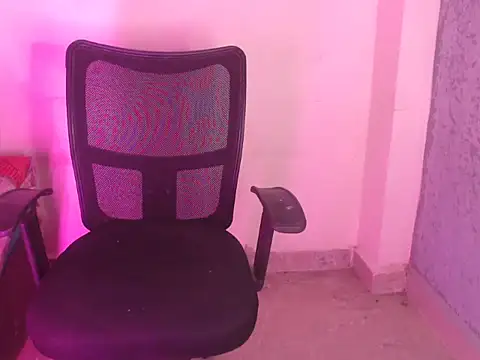 naughty_sana - Naughty_Sana's free webcam - UK Sex Cams