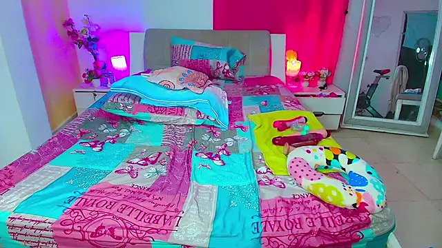 Kendralove31xxx webcam