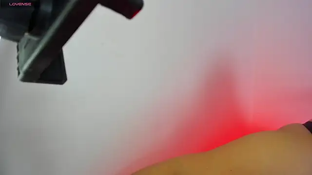 Alanna-sloppy webcam