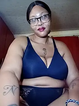 ShantelBootyBoobs webcam