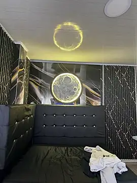 ManuelaVeeleez webcam