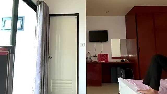 kamila_18_french webcam