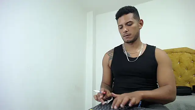 chris_dick23 (Ask my age) - SHOW CUM Ticket Show