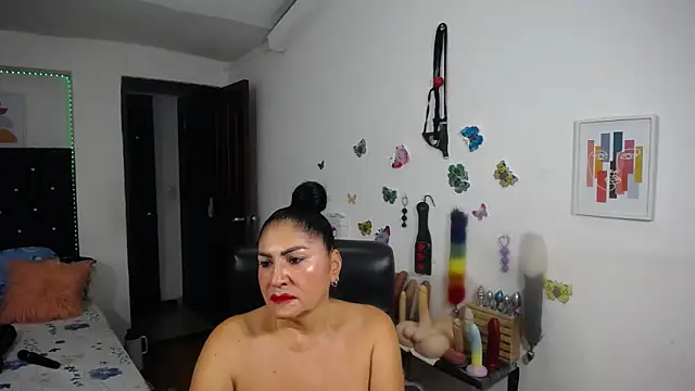 mature_bigboobs10 webcam