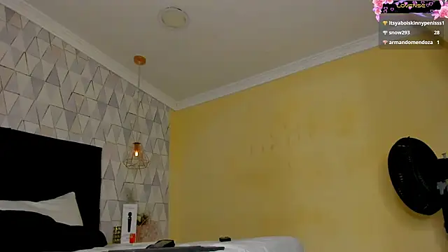 justineperry - JustinePerry's free webcam - UK Sex Cams