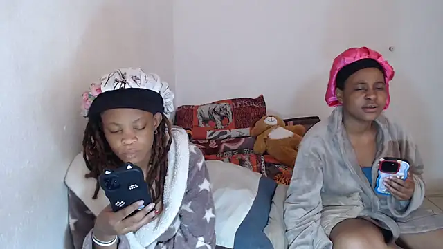 EssenceLovers webcam