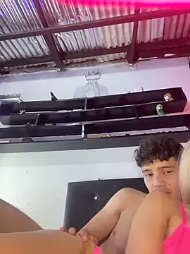 MeilyMuse_Maximus webcam