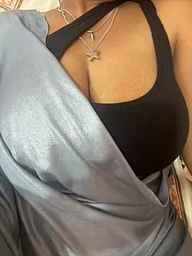 Webcam Model (priya__sexy_)  is live.Free join now!