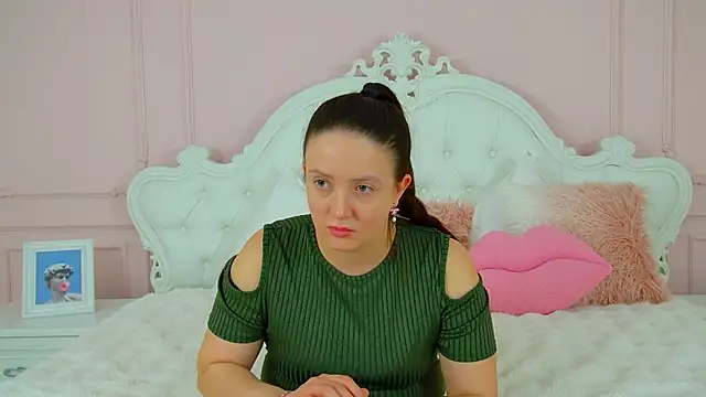 ElinaBellucci webcam