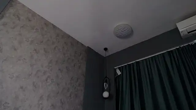 ScarlettJakobs webcam