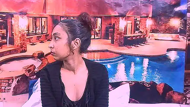 IndianSexyButt webcam