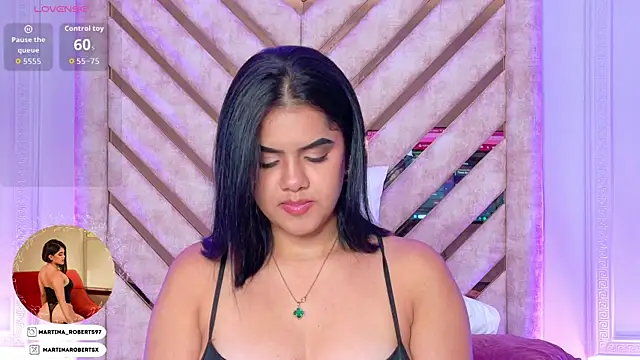 Martina-Roberts- webcam