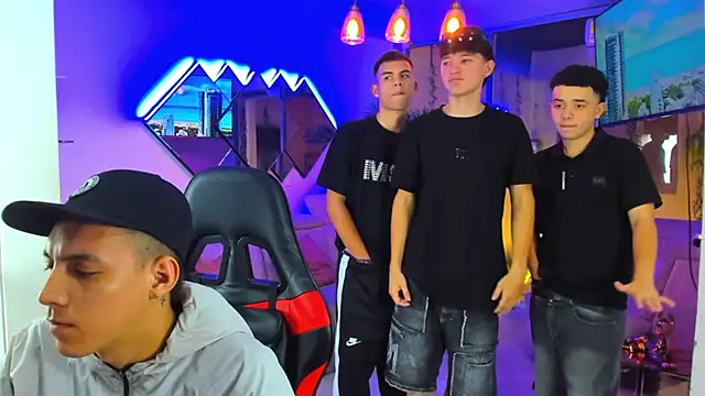 Houseofwarrios webcam