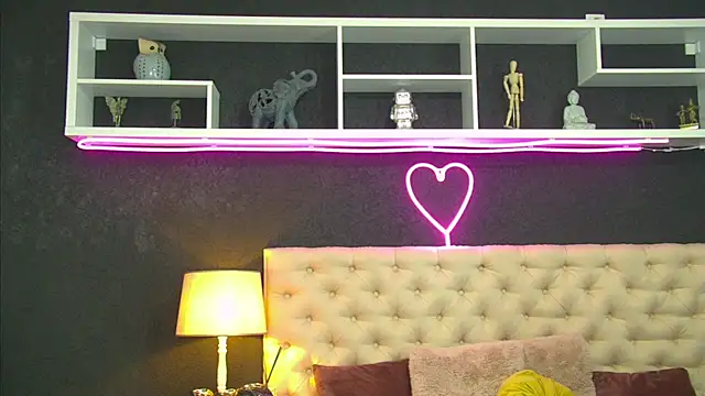 TaniaKaverina webcam