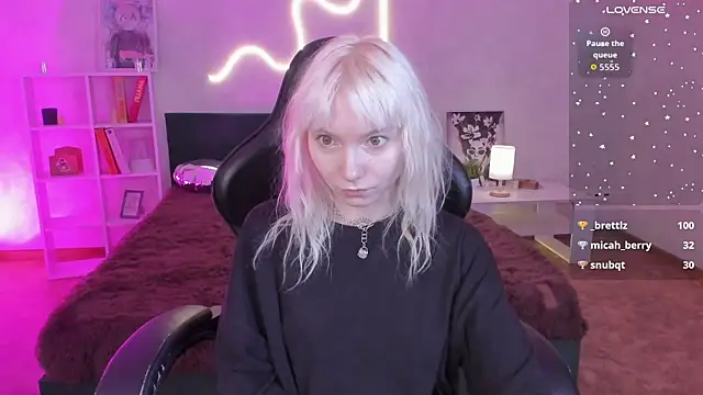 tattoo_art_baby webcam