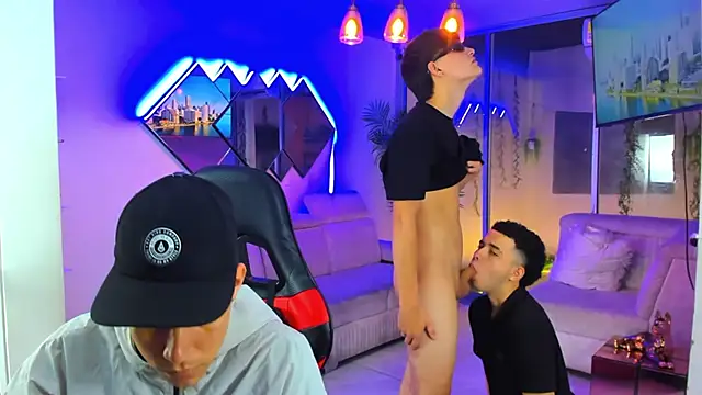 Houseofwarrios webcam