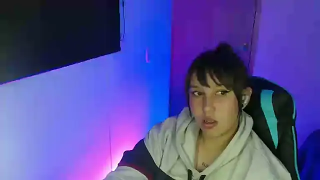 Skarlet_Adams28 webcam