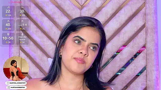 Martina-Roberts- webcam