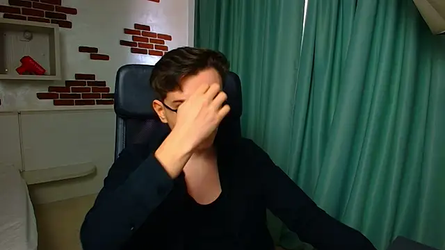 FelixStarkk live sex cam