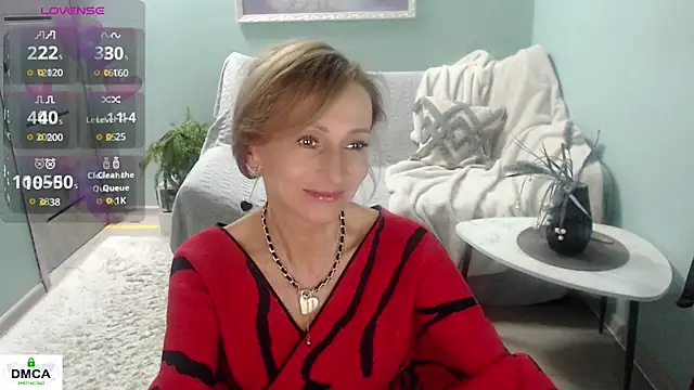 HornyMilf_777 webcam