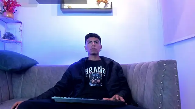 Thiago_teenboy66 webcam