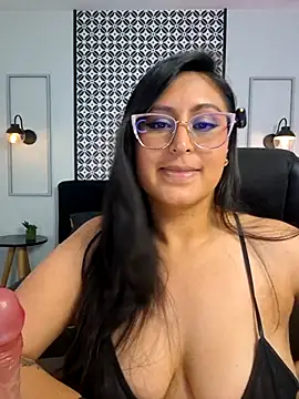 Amber_gold_ webcam