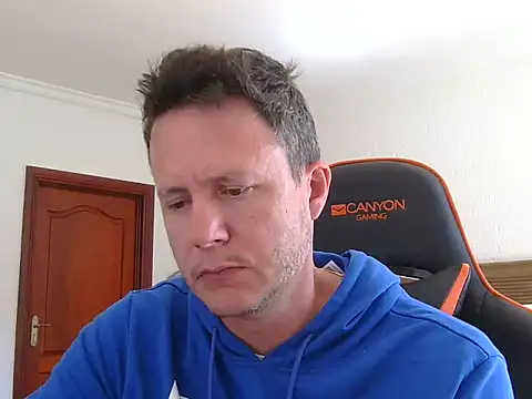 TroyDieselXXX webcam