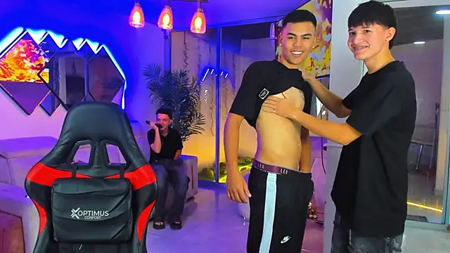 Houseofwarrios webcam