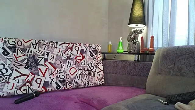 _LittleAngel_ live sex cam