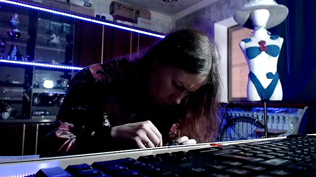 pa1e_pr1ncess - Pa1e_pr1ncess's free webcam - UK Sex Cams