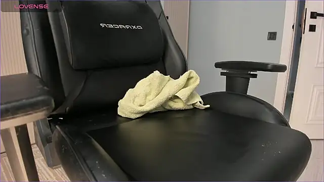 lovelymikky (F teen) - cum show