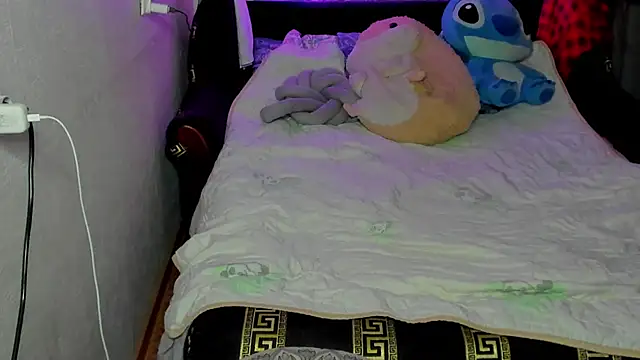 monica__elder webcam